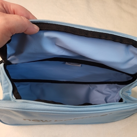 New Balance Shoe Travel Bag. Baby Blue with Silver Print. - Picture 8 of 9
